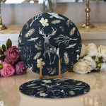 - Supla2li-3041-Gorsel1 - Realhomes Realhomes Siyah Zeminde Geyik ve Yaprak Desenli Modern 2'li Yuvarlak Servis Altlığı - Supla Realhomes