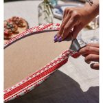 - Supla2li-3044-Gorsel4 - Realhomes Realhomes Ekose Dokuma Desenli Yılbaşı Temalı Modern 2'li Yuvarlak Servis Altlığı - Supla Realhomes