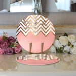 Realhomes Gold ve Pembe Renkli Mermer Desenli Modern 2'li Yuvarlak Servis Altlığı - Supla Realhomes