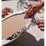 Realhomes Beyaz Zeminde 3D Ananas Özel Tasarımlı Modern 2'li Yuvarlak Servis Altlığı - Supla Realhomes