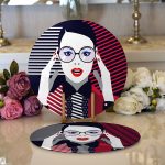 - Supla2li-3360-Gorsel1 - Realhomes Realhomes Pop Art Mujer Elegante Tasarımlı Dijital Baskılı Modern 2'li Yuvarlak Servis Altlığı - Supla Realhomes