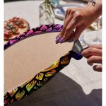 - Supla2li-5009-Gorsel4 - Realhomes Realhomes Beyaz Zeminde Renkli Üçüncü Göz Motifli Modern 2'li Yuvarlak Servis Altlığı - Supla Realhomes