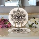 - Supla2li-5011-Gorsel3 - Realhomes Realhomes Özel Tasarım Çiçek Üçüncü Göz Motifli Modern 2'li Yuvarlak Servis Altlığı - Supla Realhomes