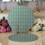 - Supla2li-5116koyuyesil-Gorsel1 - Realhomes Realhomes Özel Tasarım Koyu Yeşil İkat Desenli Dijital Baskılı Modern 2'li Yuvarlak Servis Altlığı - Supla Realhomes