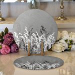 Realhomes Gri Zeminde Beyaz Çiçek Motifli Özel Tasarım Modern 2'li Yuvarlak Servis Altlığı - Supla Realhomes