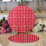 - Supla2li-5236kirmizi-Gorsel1 - Realhomes Realhomes Kırmızı Zeminde Geometrik Kare Motifli Modern 2'li Yuvarlak Servis Altlığı - Supla Realhomes