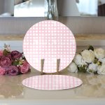 - Supla2li-5236pembe-Gorsel3 - Realhomes Realhomes Pembe Zeminde Geometrik Kare Motifli Modern 2'li Yuvarlak Servis Altlığı - Supla Realhomes