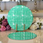 - Supla2li-5236yesil-Gorsel1 - Realhomes Realhomes Yeşil Zeminde Geometrik Kare Motifli Modern 2'li Yuvarlak Servis Altlığı - Supla Realhomes