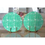 - Supla2li-5236yesil-Gorsel2 - Realhomes Realhomes Yeşil Zeminde Geometrik Kare Motifli Modern 2'li Yuvarlak Servis Altlığı - Supla Realhomes