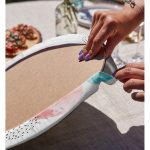 - Supla2li-5267-Gorsel4 - Realhomes Realhomes Beyaz Zeminde Renkli Yumurta Desenli Özel Tasarım Modern 2'li Yuvarlak Servis Altlığı - Supla Realhomes