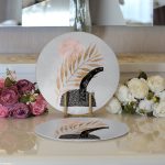 - Supla2li-5310gri-Gorsel3 - Realhomes Realhomes Gri Zeminde Gold Yaprak Motifli Modern 2'li Yuvarlak Servis Altlığı - Supla Realhomes