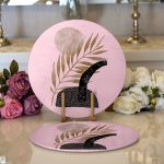 Realhomes Pembe Zemin Üzerinde Gold Yaprak Motifli Modern 2'li Yuvarlak Servis Altlığı - Supla Realhomes