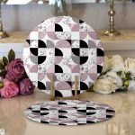 Realhomes Geometrik Şekiller İçerisinde Fuşya Mermer Desenli Modern 2'li Yuvarlak Servis Altlığı - Supla Realhomes