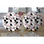 Realhomes Geometrik Şekiller İçerisinde Fuşya Mermer Desenli Modern 2'li Yuvarlak Servis Altlığı - Supla Realhomes