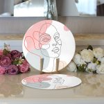 - Supla2li-5373-Gorsel3 - Realhomes Realhomes Kırmızı Şeritli Portre Çizimli Modern 2'li Yuvarlak Servis Altlığı - Supla Realhomes