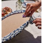 - Supla2li-5399-Gorsel4 - Realhomes Realhomes Lacivert Kot Zeminde Soyut Çizimler Dijital Baskılı Modern 2'li Yuvarlak Servis Altlığı - Supla Realhomes