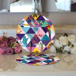 - Supla2li-5514-Gorsel3 - Realhomes Realhomes Geometrik Üçgen İçerisinde Kuş Dijital Baskılı Modern 2'li Yuvarlak Servis Altlığı - Supla Realhomes