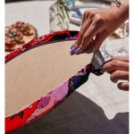 - Supla2li-5797-Gorsel4 - Realhomes Realhomes Çiçek Desenli Yelpazeli Japon Kız Motifli Modern 2'li Yuvarlak Servis Altlığı - Supla Realhomes