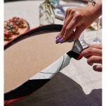 Realhomes Geometrik Ogea Zeminli Çiçek Saçlı Japon Kadın Motifli Modern 2'li Yuvarlak Servis Altlığı - Supla Realhomes