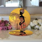 - Supla2li-5824-Gorsel3 - Realhomes  Realhomes Güneşin Batışındaki Ağaç Zeminli Afrika Kadın Motifli Modern 2'li Yuvarlak Servis Altlığı - Supla Realhomes