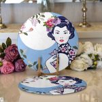 - Supla2li-5848-Gorsel1 - Realhomes Realhomes Çiçek Detaylı Modern Kadın Motifli 2'li Yuvarlak Servis Altlığı - Supla Realhomes