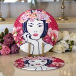 - Supla2li-5853-Gorsel1 - Realhomes Realhomes Çiçek Taçlı Japon Kadın Figürlü Modern 2'li Yuvarlak Servis Altlığı - Supla Realhomes
