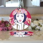 - Supla2li-5853-Gorsel3 - Realhomes Realhomes Çiçek Taçlı Japon Kadın Figürlü Modern 2'li Yuvarlak Servis Altlığı - Supla Realhomes