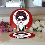 - Supla2li-5862-Gorsel3 - Realhomes Realhomes Gözlüklü Cool Japon Kadın Desenli Modern 2'li Yuvarlak Servis Altlığı - Supla Realhomes