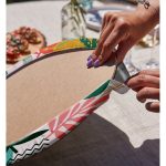 - Supla2li-7024-Gorsel4 - Realhomes  Realhomes Soyut Renkli Yaprak Motifli Dijital Baskılı Modern 2'li Yuvarlak Servis Altlığı - Supla Realhomes