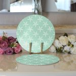 Realhomes Yeşil Zeminde Krem Deniz Yıldızı Tasarımlı Dijital Baskılı Modern 2'li Yuvarlak Servis Altlığı - Supla Realhomes