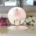 - Supla2li-7046-Gorsel3 - Realhomes  Realhomes Fatma Ana Eli Motifli Dijital Baskılı Modern 2'li Yuvarlak Servis Altlığı - Supla Realhomes