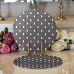 Realhomes Gri Zeminde Gold Puantiyeli Çam Ağacı Desenli Dijital Baskılı Modern 2'li Yuvarlak Servis Altlığı - Supla Realhomes