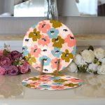 Realhomes Pudra Zeminde Onedraw Çizimli Rengarenk Çiçek Desenli Modern 2'li Yuvarlak Servis Altlığı - Supla Realhomes