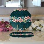 - Supla2li-7280-Gorsel3 - Realhomes Realhomes Rengarenk Zemin Üzerinde Çiçek Desenli Dijital Baskılı Modern 2'li Yuvarlak Servis Altlığı - Supla Realhomes