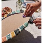 - Supla2li-7298-Gorsel4 - Realhomes Realhomes Krem Zemin Üzerinde Yaprak Desenli Dijital Baskılı Modern 2'li Yuvarlak Servis Altlığı - Supla Realhomes