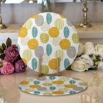 Realhomes Renkli Zemin Üzerinde Yaprak Motifli Dijital Baskılı Modern 2'li Yuvarlak Servis Altlığı - Supla Realhomes