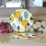 - Supla2li-7307-Gorsel3 - Realhomes Realhomes Beyaz Zemin Üzerinde Yaprak Desenli Dijital Baskılı Modern 2'li Yuvarlak Servis Altlığı - Supla Realhomes