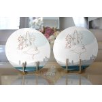 - Supla2li-7345-Gorsel2 - Realhomes Realhomes Beyaz Zemin Üzerinde Manzara Motifli Bayan Silüeti Modern 2'li Yuvarlak Servis Altlığı - Supla Realhomes