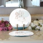 - Supla2li-7345-Gorsel3 - Realhomes Realhomes Beyaz Zemin Üzerinde Manzara Motifli Bayan Silüeti Modern 2'li Yuvarlak Servis Altlığı - Supla Realhomes