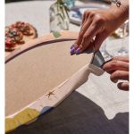 Realhomes Pastel Renkli Zeminli Onedraw Çizimli Dijital Baskılı Modern 2'li Yuvarlak Servis Altlığı - Supla Realhomes