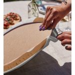 Realhomes Renkli Zemin Üzerinde Onedraw Çizimli Yaprak Motifli 2'li Yuvarlak Servis Altlığı - Supla Realhomes