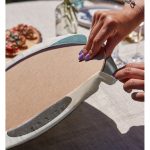 - Supla2li-7391-Gorsel4 - Realhomes Realhomes Renkli Zemin Üzerinde Onedraw Çizimli Oval Desenli Modern 2'li Yuvarlak Servis Altlığı - Supla Realhomes