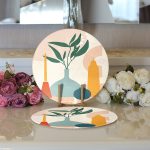 Realhomes Renkli Zeminde Onedraw Çizimli Vazo Temalı Dijital Baskılı Modern 2'li Yuvarlak Servis Altlığı - Supla Realhomes