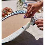 Realhomes Beyaz Zeminde Renkli Yaprak Desenli Dijital Baskılı Modern 2'li Yuvarlak Servis Altlığı - Supla Realhomes