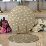 Realhomes Renkli Zeminli Yıldız Ve Kartanesi Motifli Dijital Baskılı Modern 2'li Yuvarlak Servis Altlığı - Supla Realhomes