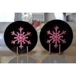 Realhomes Siyah Zeminli Pembe Renkli Kartanesi Desenli Dijital Baskılı Modern 2'li Yuvarlak Servis Altlığı - Supla Realhomes