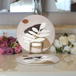 - Supla2li-7540-Gorsel3 - Realhomes Realhomes Renkli Zemin Üzerinde Onedraw Çizimli Yaprak Desenli 2'li Yuvarlak Servis Altlığı - Supla Realhomes