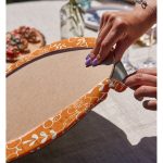 Realhomes Rengarenk Zemin Üzerinde Çiçek Desenli Dijital Baskılı Modern 2'li Yuvarlak Servis Altlığı - Supla Realhomes