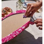 - Supla2li-7614-Gorsel4 - Realhomes Realhomes Rengarenk Zemin Üzerinde Çiçek Desenli Dijital Baskılı Modern 2'li Yuvarlak Servis Altlığı - Supla Realhomes