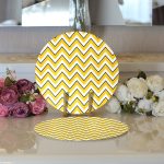 - Supla2li-7634-Gorsel3 - Realhomes Realhomes Beyaz Zemin Üzerinde Sarı Renkli Geometrik Desenli Modern 2'li Yuvarlak Servis Altlığı - Supla Realhomes